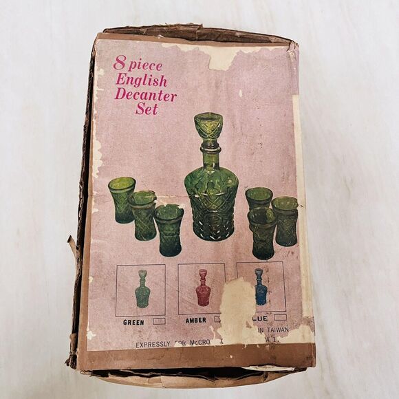 MCM Amber Glass Decanter Set w/6 Cordial Glasses Diamond Pattern Barware Taiwan - Picture 2 of 14